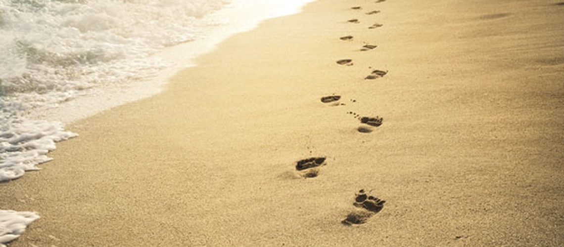 Footprints-©-Can-Stock-Photo-Inc.-miss_j